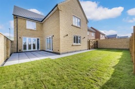 Images for ** STAR BUY ** Poppies Road, Kettering