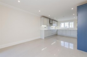 Images for ** STAR BUY ** Poppies Road, Kettering