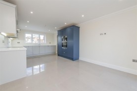 Images for ** STAR BUY ** Poppies Road, Kettering