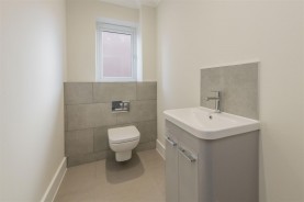 Images for ** STAR BUY ** Poppies Road, Kettering
