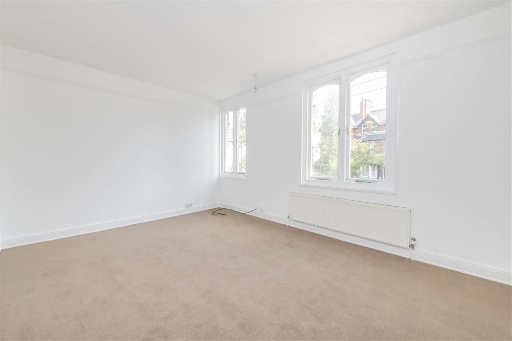 Images for Rockingham Road, Kettering EAID:oscarjamesapi BID:2