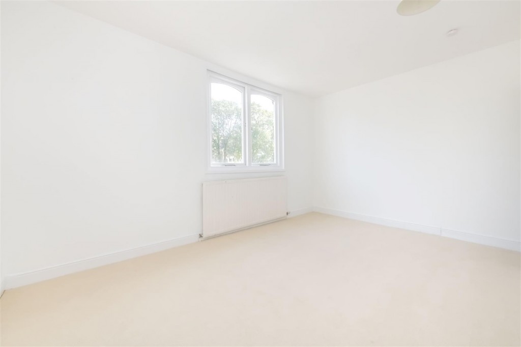 Images for Rockingham Road, Kettering EAID:oscarjamesapi BID:2