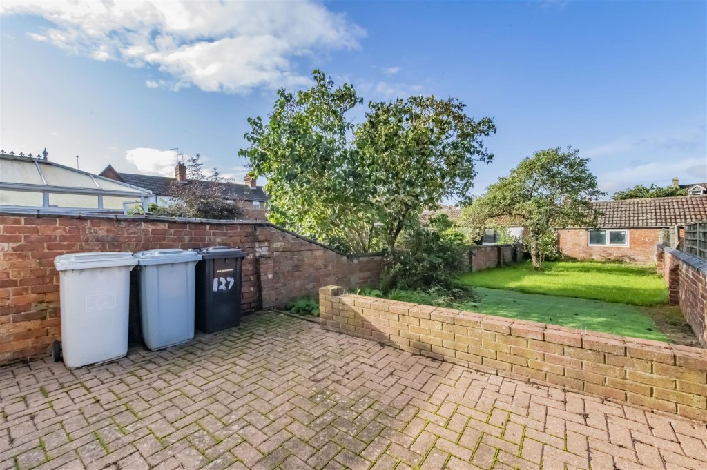 Images for Rockingham Road, Kettering EAID:oscarjamesapi BID:2