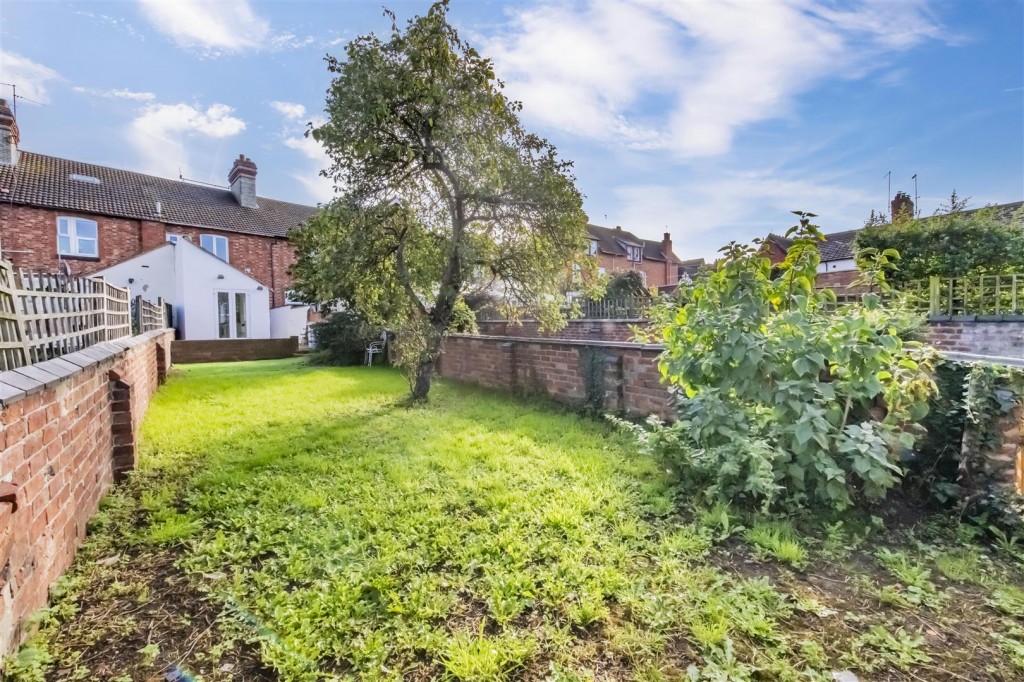 Images for Rockingham Road, Kettering EAID:oscarjamesapi BID:2
