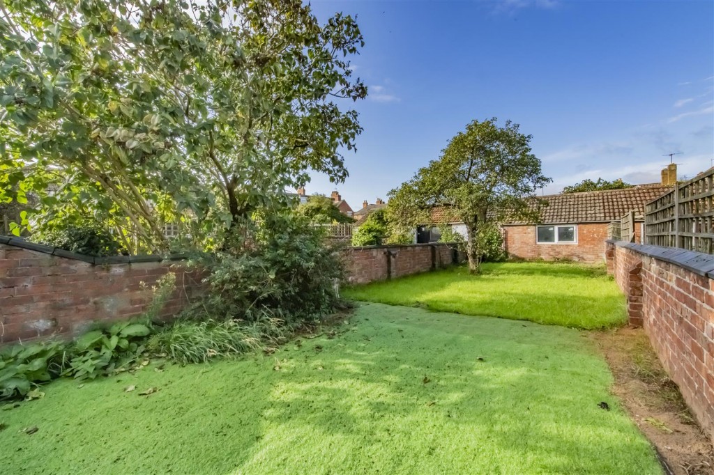 Images for Rockingham Road, Kettering EAID:oscarjamesapi BID:2