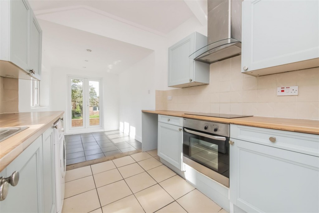 Images for Rockingham Road, Kettering EAID:oscarjamesapi BID:2