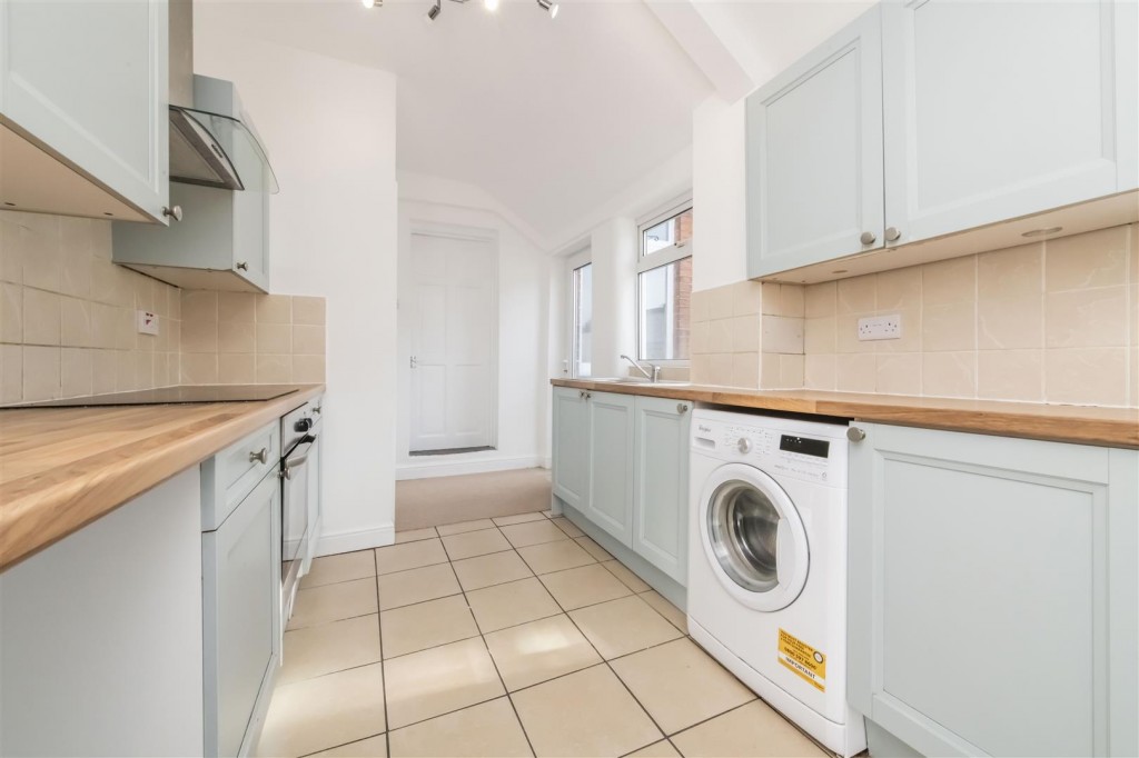 Images for Rockingham Road, Kettering EAID:oscarjamesapi BID:2