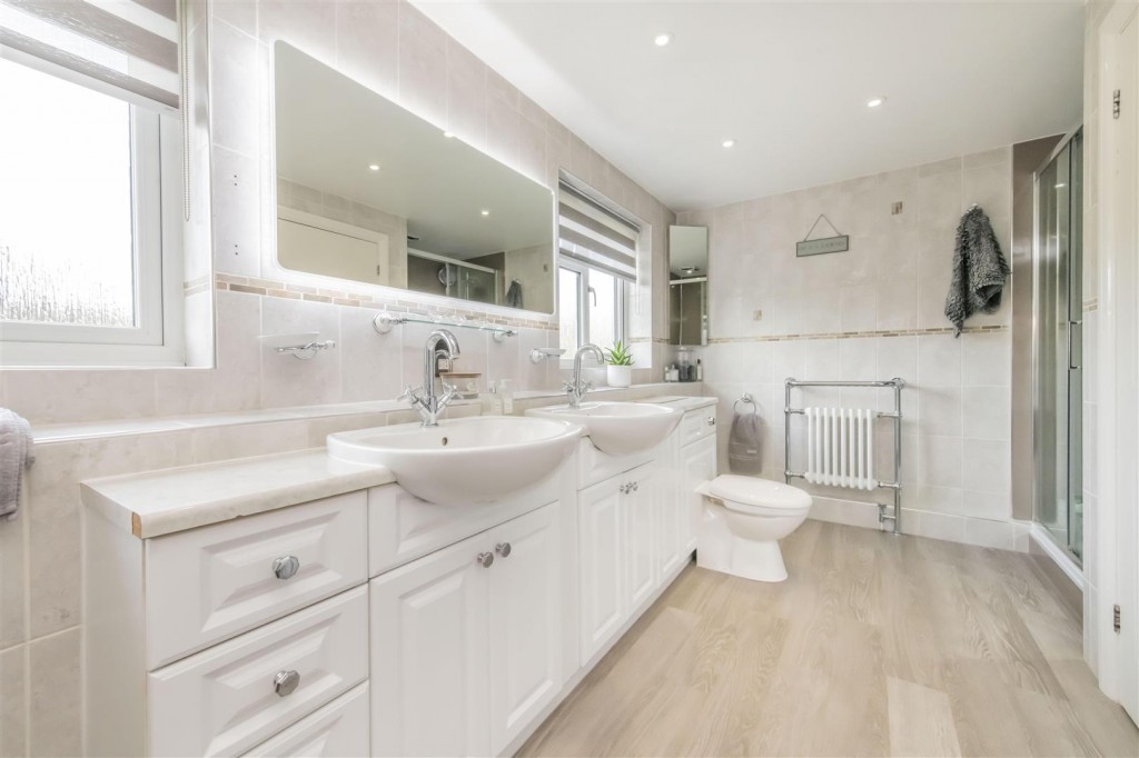 Images for Brooksdale Close, Kettering EAID:oscarjamesapi BID:2