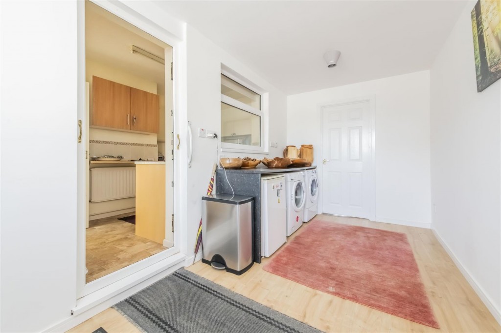 Images for Cavendish Close, Barton Seagrave EAID:oscarjamesapi BID:3