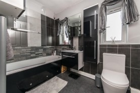 Images for Willow Lane, Stanion, Kettering