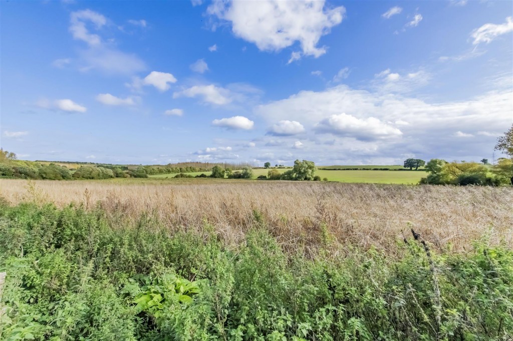 Images for Willow Lane, Stanion, Kettering EAID:oscarjamesapi BID:4