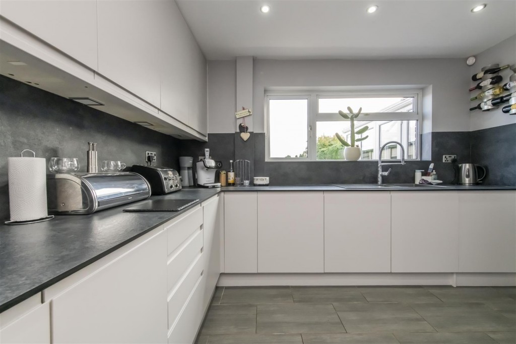 Images for Willow Lane, Stanion, Kettering EAID:oscarjamesapi BID:4