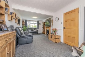 Images for Willow Lane, Stanion, Kettering