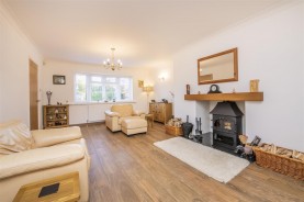 Images for Chelveston Road, Raunds, Wellingborough
