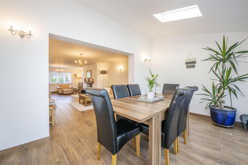 Images for Chelveston Road, Raunds, Wellingborough EAID:oscarjamesapi BID:6