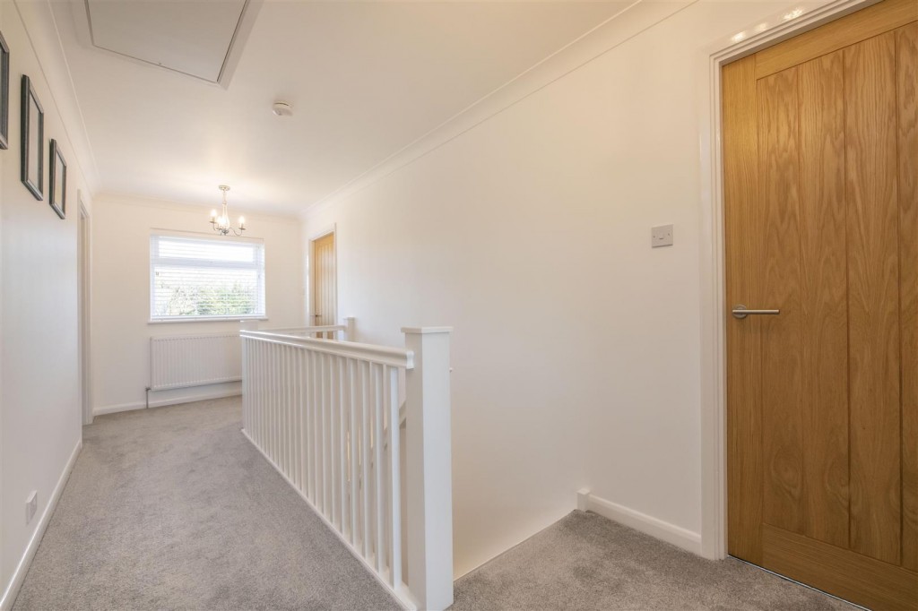 Images for Chelveston Road, Raunds, Wellingborough EAID:oscarjamesapi BID:6