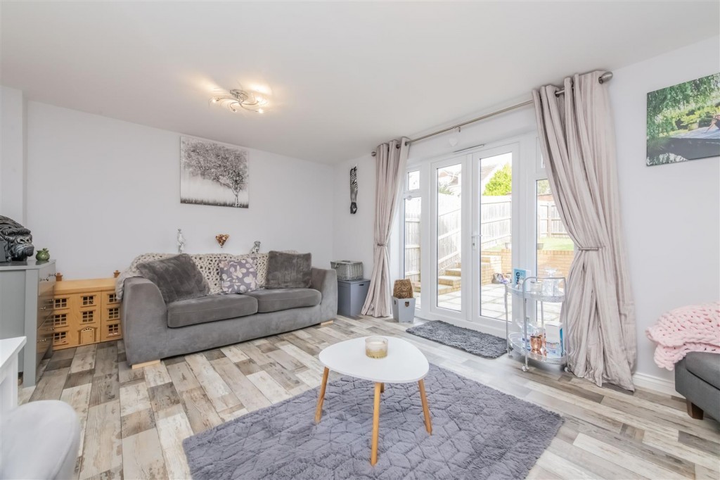 Images for Austin Rise, Burton Latimer EAID:oscarjamesapi BID:3