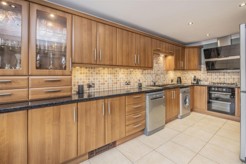 Images for Moore Close, Barton Seagrave EAID:oscarjamesapi BID:2