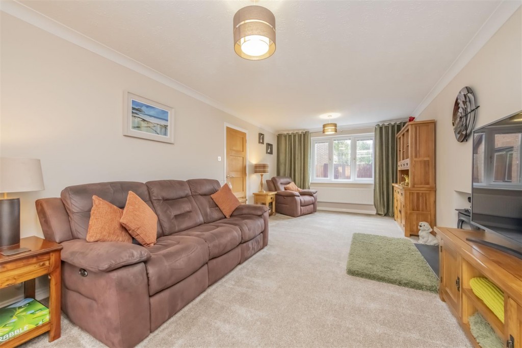 Images for Moore Close, Barton Seagrave EAID:oscarjamesapi BID:2