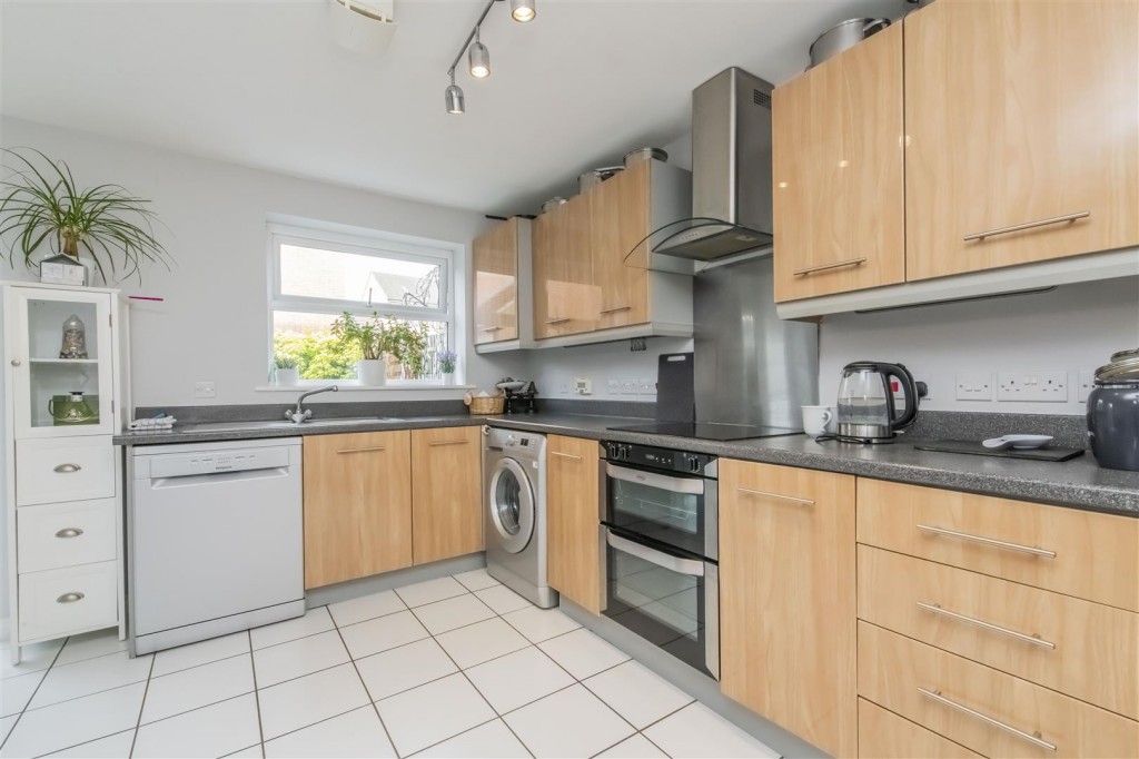 Images for Pingle Close, Great Oakley, Corby EAID:oscarjamesapi BID:4