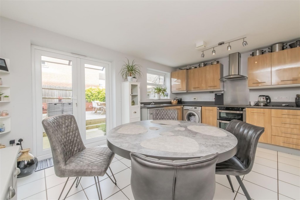 Images for Pingle Close, Great Oakley, Corby EAID:oscarjamesapi BID:4