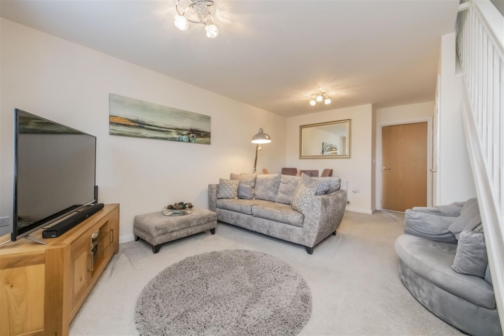 Images for Palmer Crescent, Burton Latimer EAID:oscarjamesapi BID:3