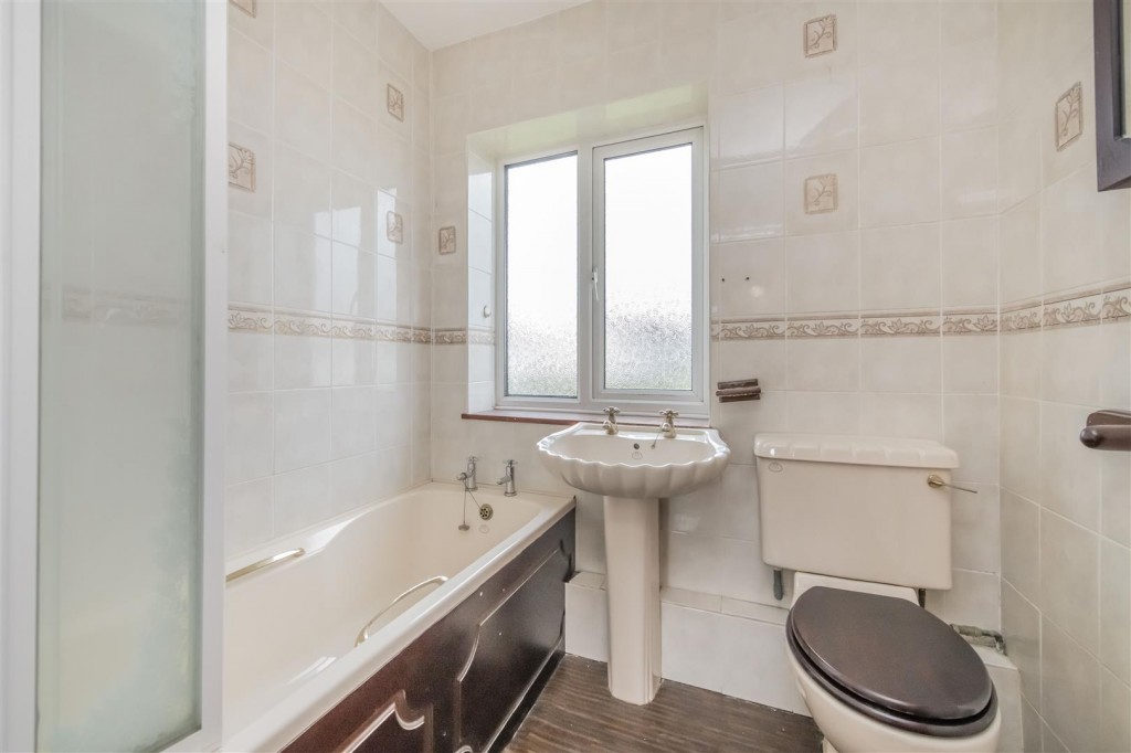 Images for Rowlett Road, Corby EAID:oscarjamesapi BID:4