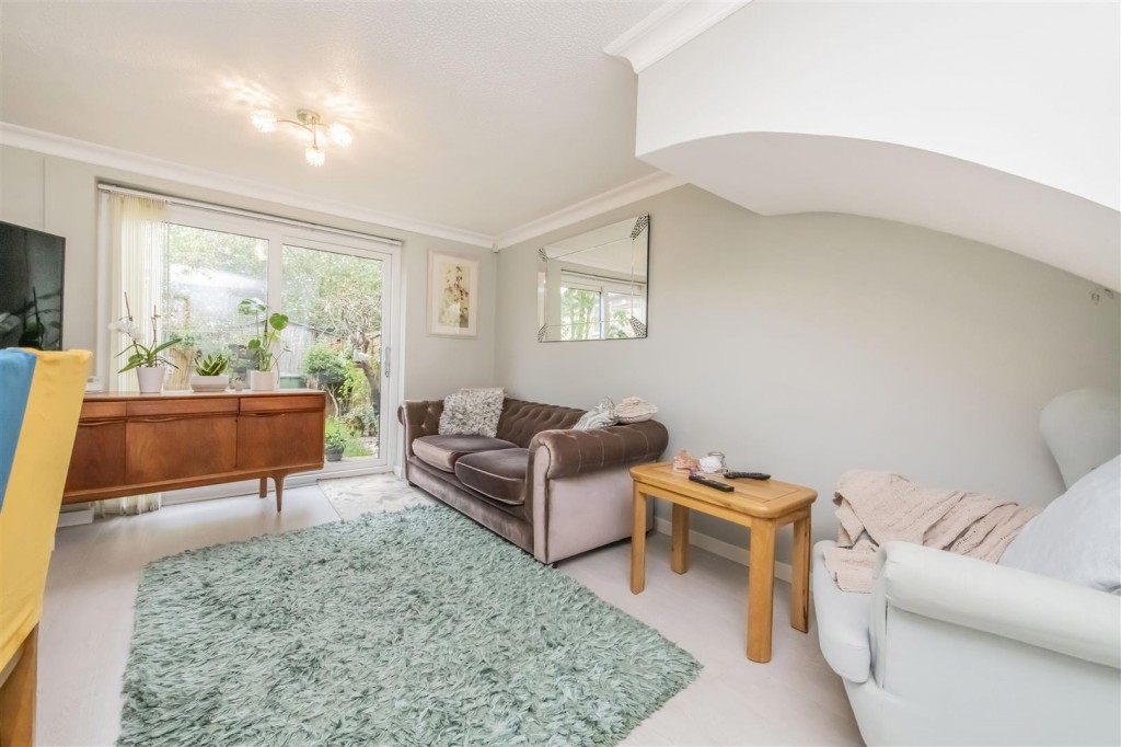 Images for Thompson Way, Kettering EAID:oscarjamesapi BID:2
