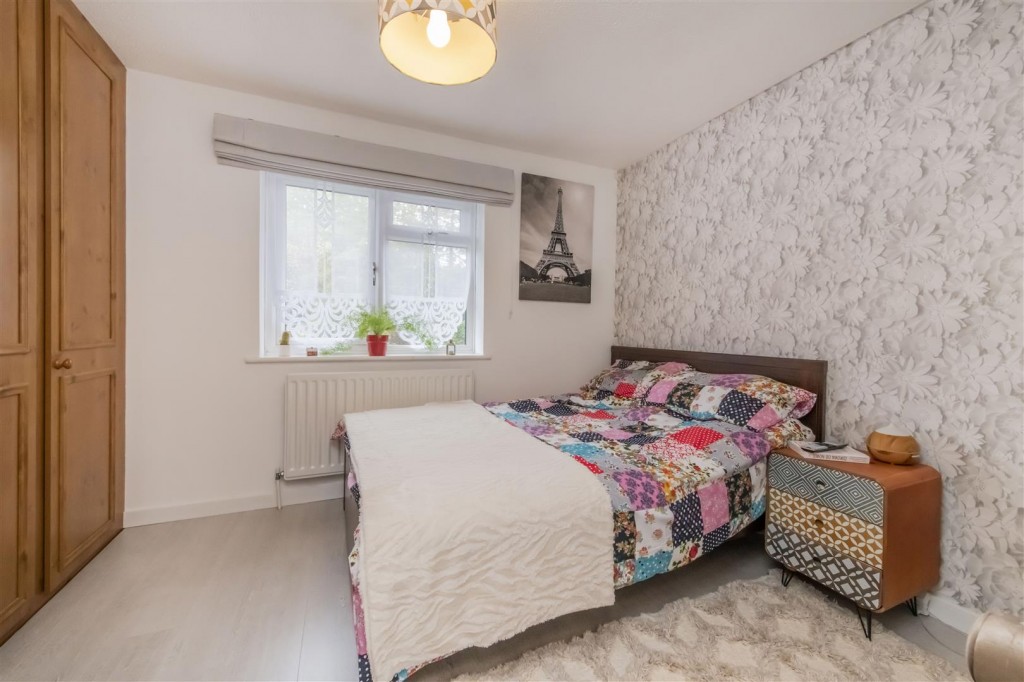 Images for Thompson Way, Kettering EAID:oscarjamesapi BID:2