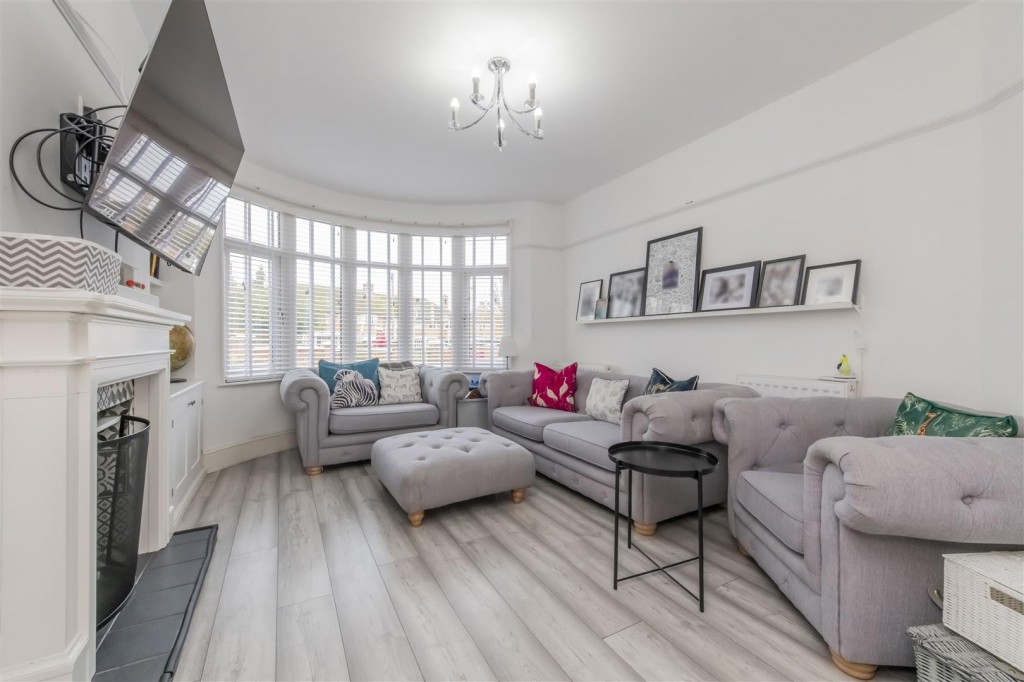 Images for Weedon Road, Northampton EAID:oscarjamesapi BID:1