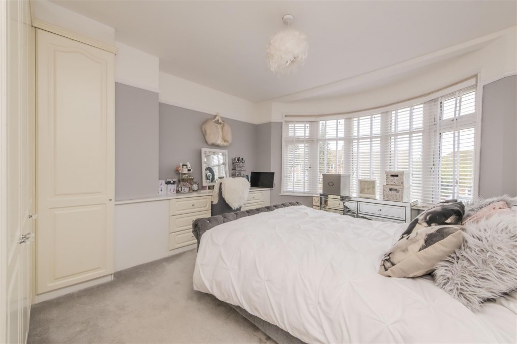 Images for Weedon Road, Northampton EAID:oscarjamesapi BID:1