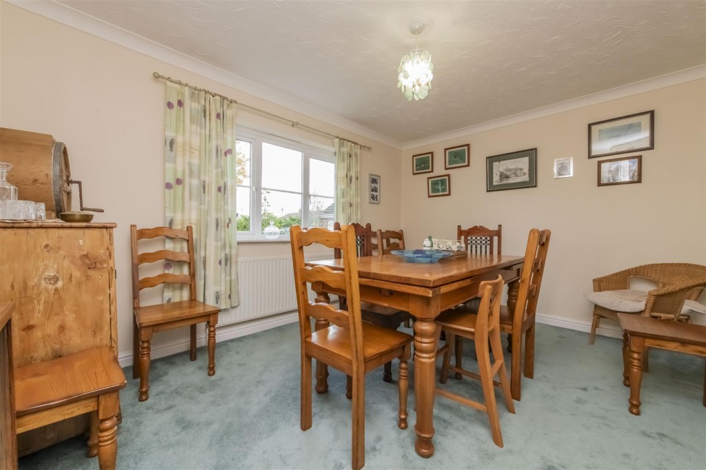 Images for Rose Terrace, Woodford EAID:oscarjamesapi BID:3