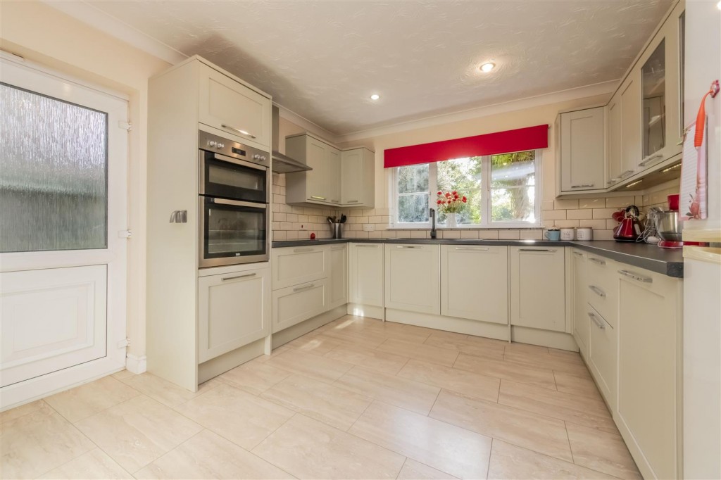 Images for Rose Terrace, Woodford EAID:oscarjamesapi BID:3