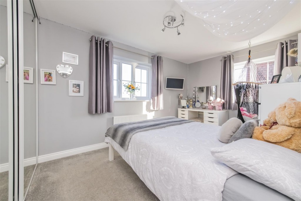 Images for Livingstone Road, Corby EAID:oscarjamesapi BID:4