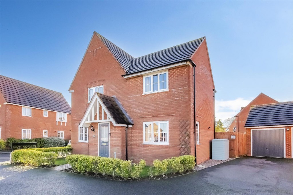 Images for Livingstone Road, Corby EAID:oscarjamesapi BID:4
