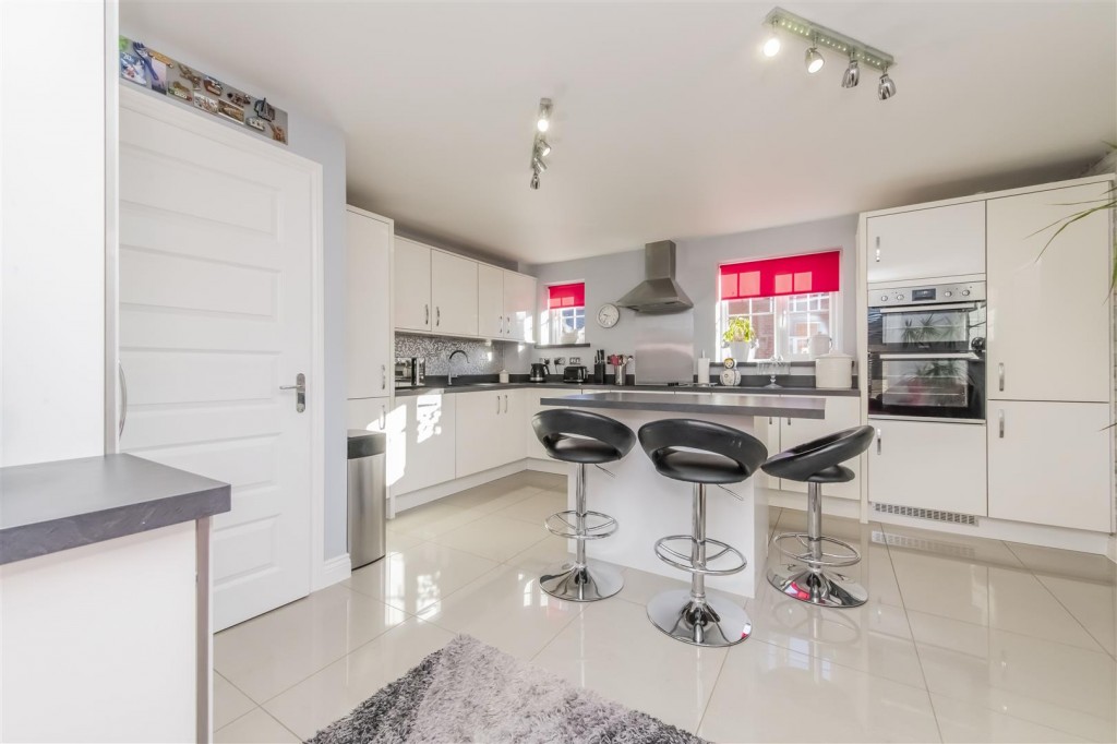 Images for Livingstone Road, Corby EAID:oscarjamesapi BID:4