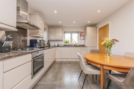Images for Isemill Road, Burton Latimer