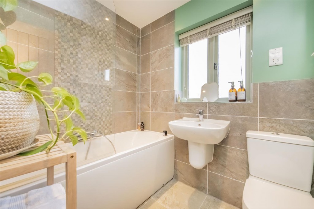 Images for Isemill Road, Burton Latimer EAID:oscarjamesapi BID:3