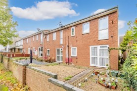 Images for Obelisk Road, Finedon, Wellingborough