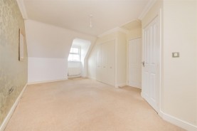 Images for Thistle Drive, Desborough, Kettering