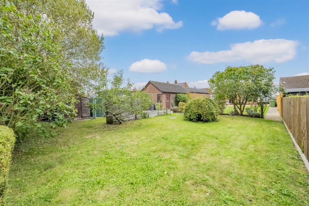 Images for Bedford Road, Brafield On The Green, Northampton EAID:oscarjamesapi BID:1