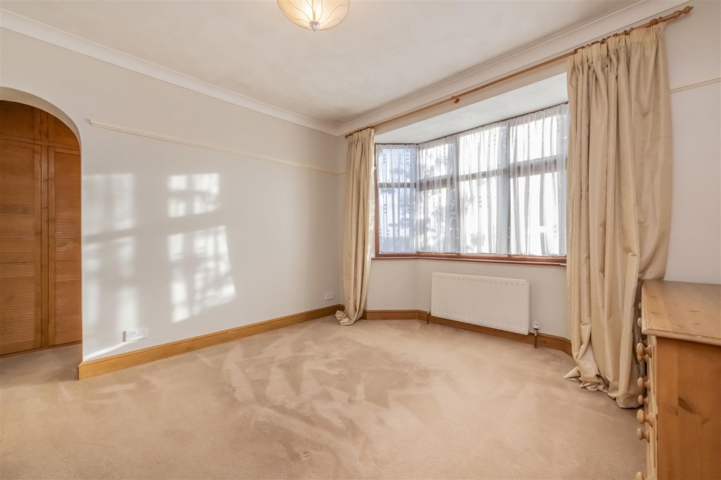 Images for Bedford Road, Brafield On The Green, Northampton EAID:oscarjamesapi BID:1