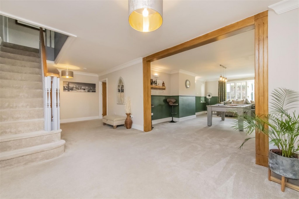 Images for Church Street, Weldon EAID:oscarjamesapi BID:4