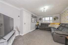 Images for Hollands Drive, Burton Latimer