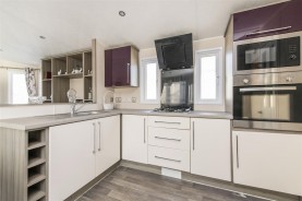 Images for Mallard View, Billing Aquadrome