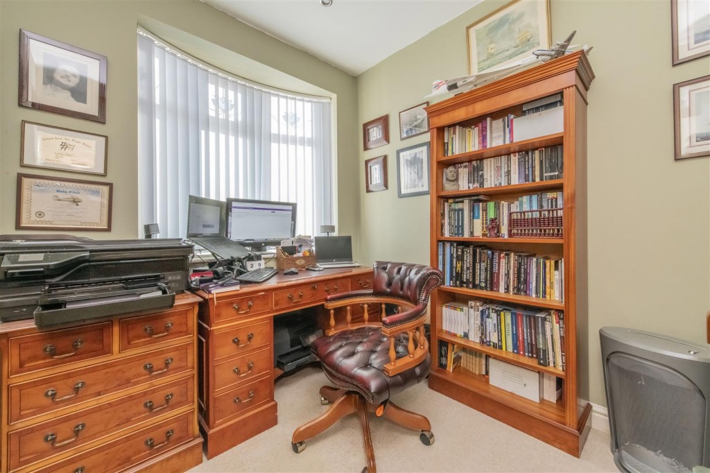 Images for Northampton Road, Wellingborough EAID:oscarjamesapi BID:6