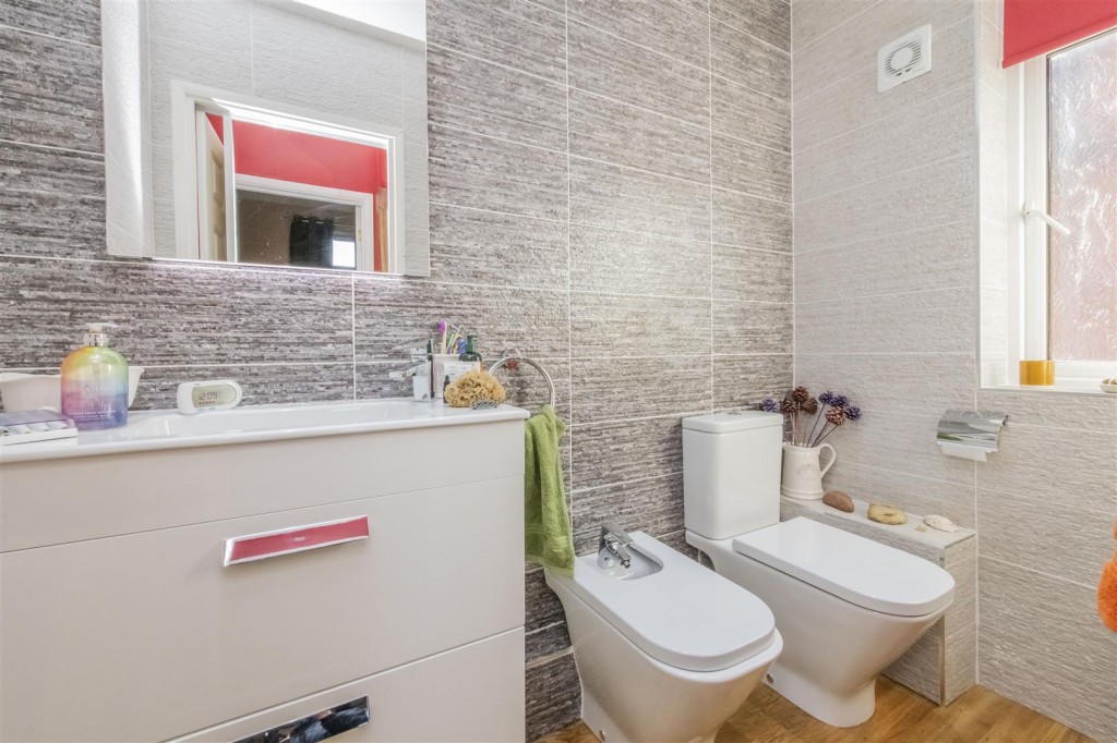 Images for Northampton Road, Wellingborough EAID:oscarjamesapi BID:6