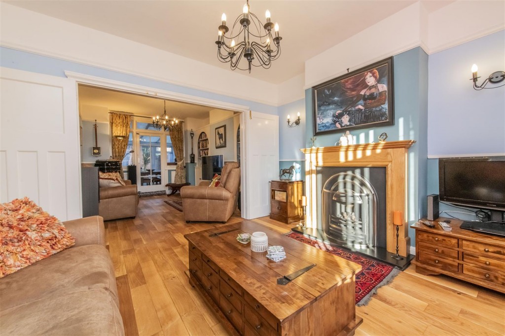 Images for Northampton Road, Wellingborough EAID:oscarjamesapi BID:6