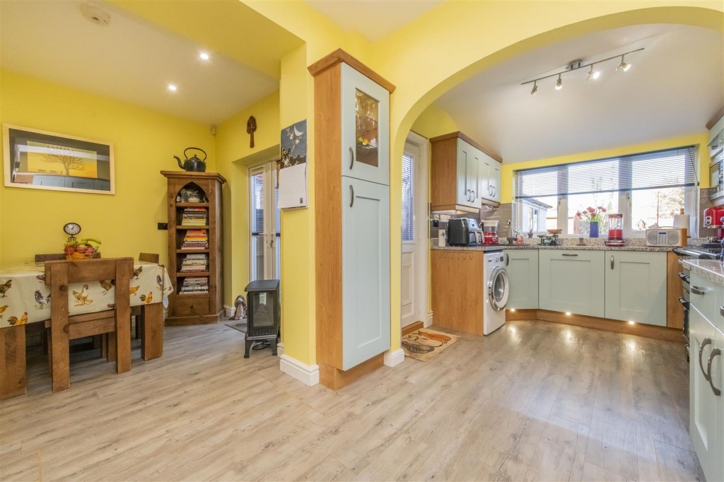 Images for Northampton Road, Wellingborough EAID:oscarjamesapi BID:6