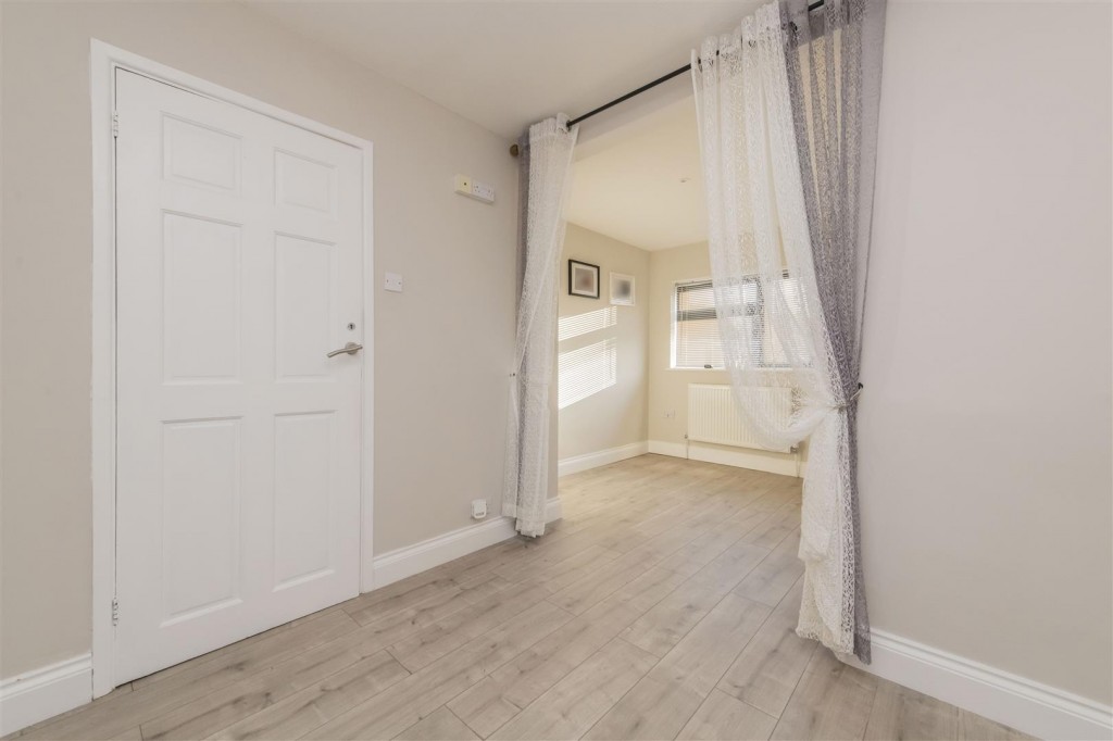 Images for St. Saviours Road, Kettering EAID:oscarjamesapi BID:2